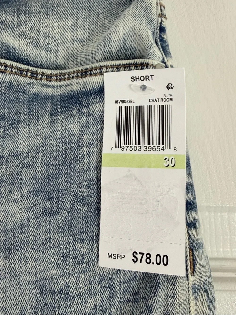 NWT Blank NYC Y2K Light Acid Wash Denim Jeans Shorts Size 30 Inseam 12 1/2”